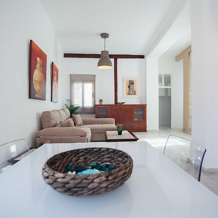 Apartamentos Catedral Малага Стая снимка